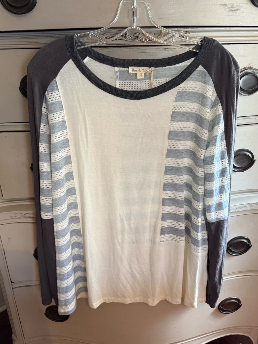 Hem & Thread Long Sleeve Tee Shirt L NWT